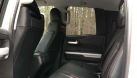 2020 Tundra CrewMax和Double Cab配置之间选择的关键因素