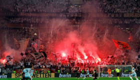 Eintracht法兰克福在欧洲联赛决赛中面对流浪者队